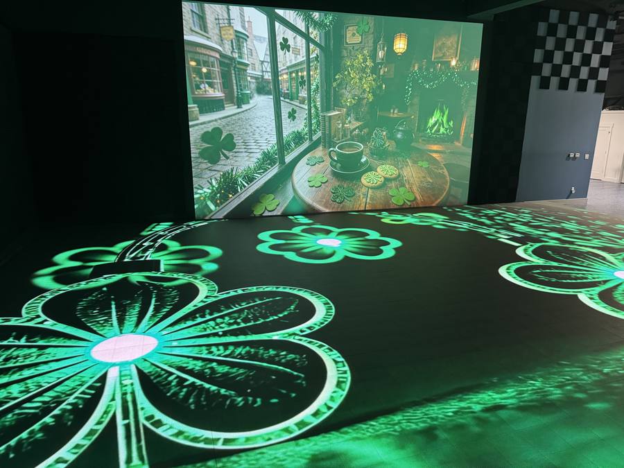 Seasonal floor visuals