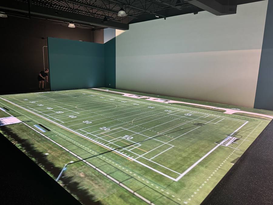 Field graphics on the LED floor